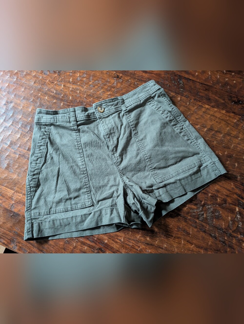 Casual Olive Green Utility Shorts
